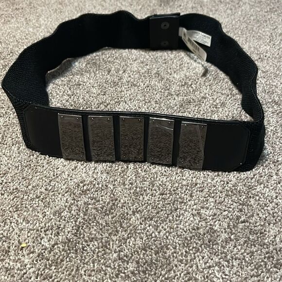 NWT Vince Camuto adjustable black belt with pewter accents - Picture 1 of 6